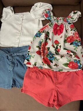Girls size 5 blouse and shorts set bundle